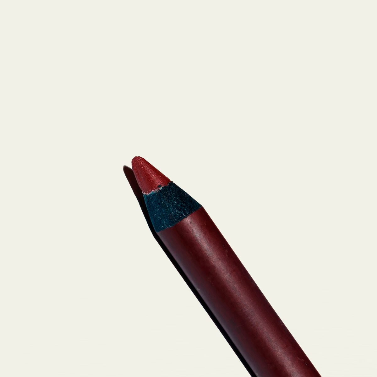Lápis Delineador de Olhos com Esfumador Marrom - BashBeauty