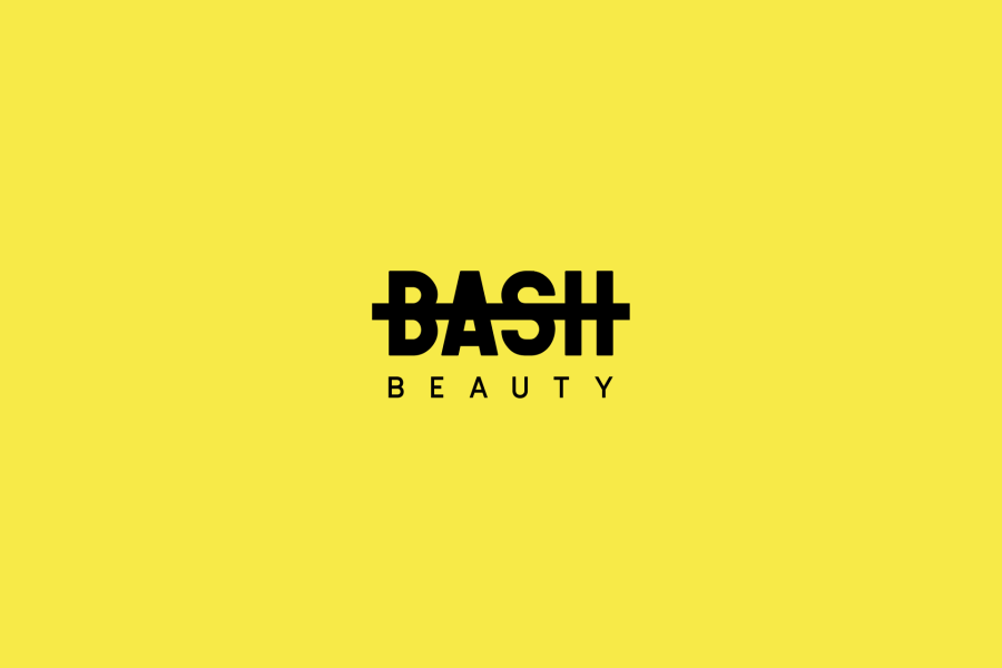 Logotipo da marca brasileira de cosméticos BASH Beauty com fundo amarelo e logotipo preto